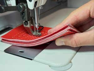 Ledernaaimachine_closeup2