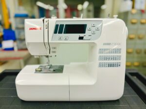 JANOME 230DC