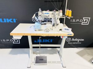 JUKI MF-7523/U11-B56/UT35 coverlock machine – professionele 3-naald coverstitch voor T-shirts en stretchstoffen