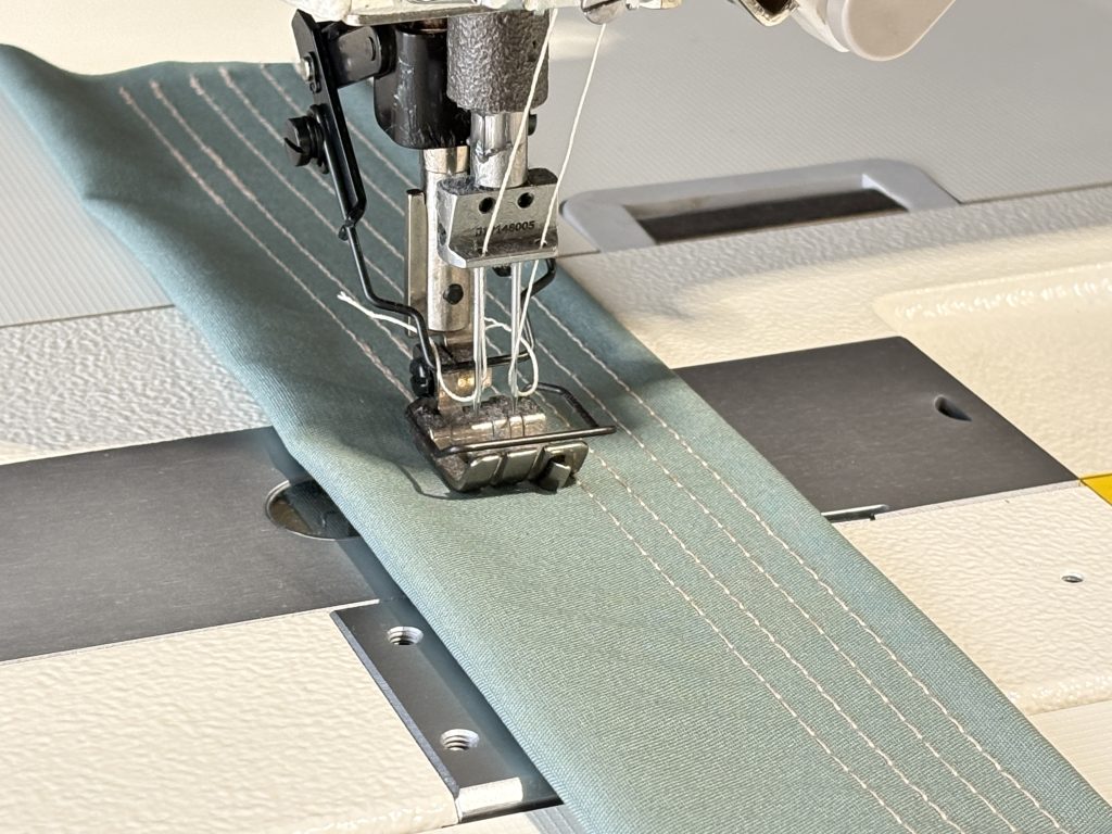 Industriële JUKI LH-3578A-7 naaimachine